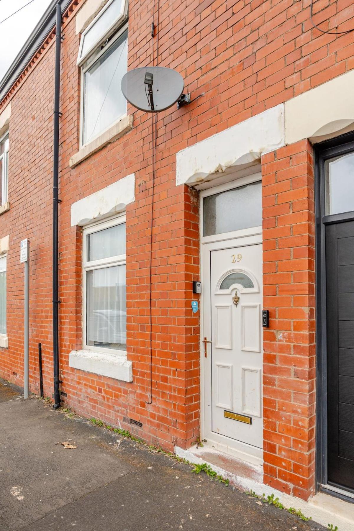 2 Min Walk Etihad Stadium & Coop Arena - 3Br, Free Parking Manchester Buitenkant foto